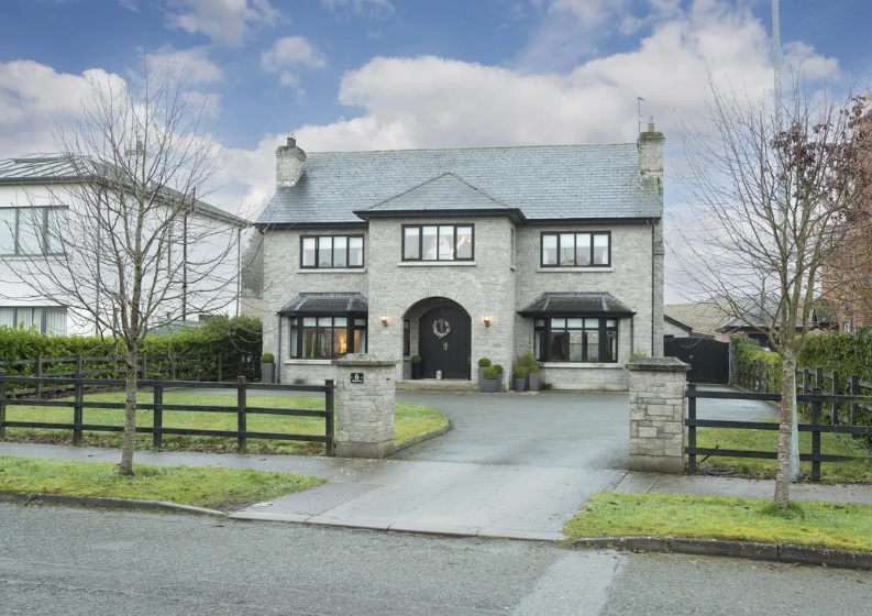 PHOTOS Beautiful five bed detached house in Blackrock Page 2 of 25 Louth Live